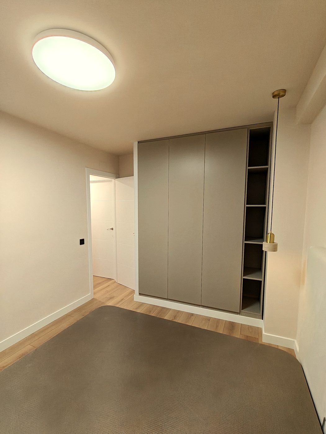 Dorm.